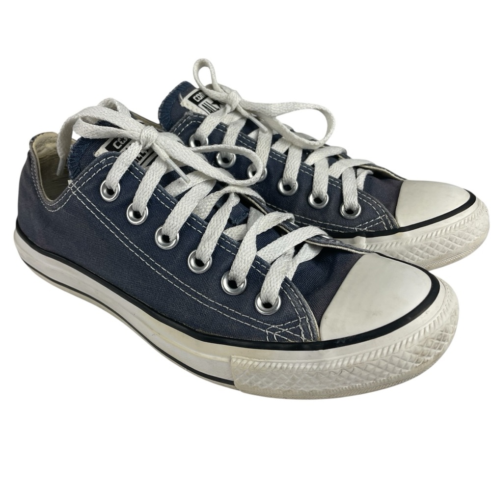 Converse Unisex Blue Canvas Low Top Sneakers Size 5 mens / 7 womens